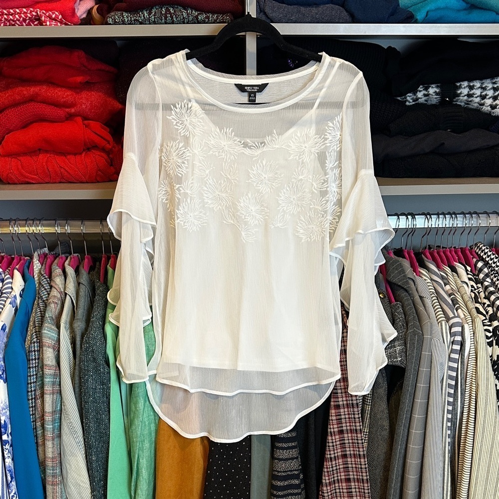 Simply Vera Wang white long sleeve semi sheer with cami blouse size XS